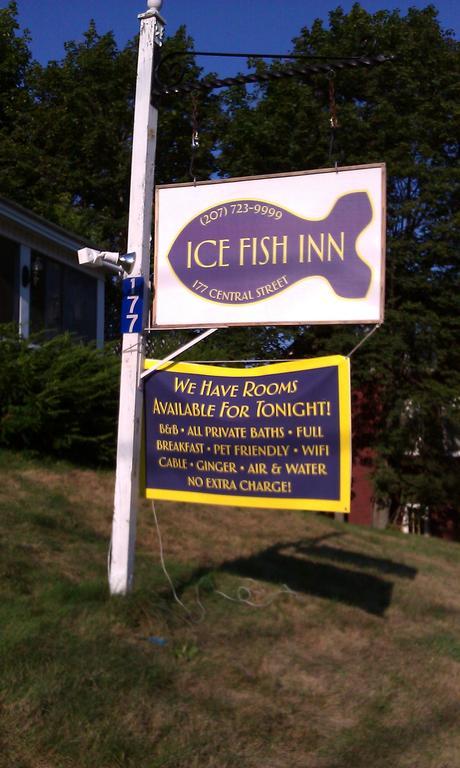 Ice Fish Inn Millinocket Exterior foto